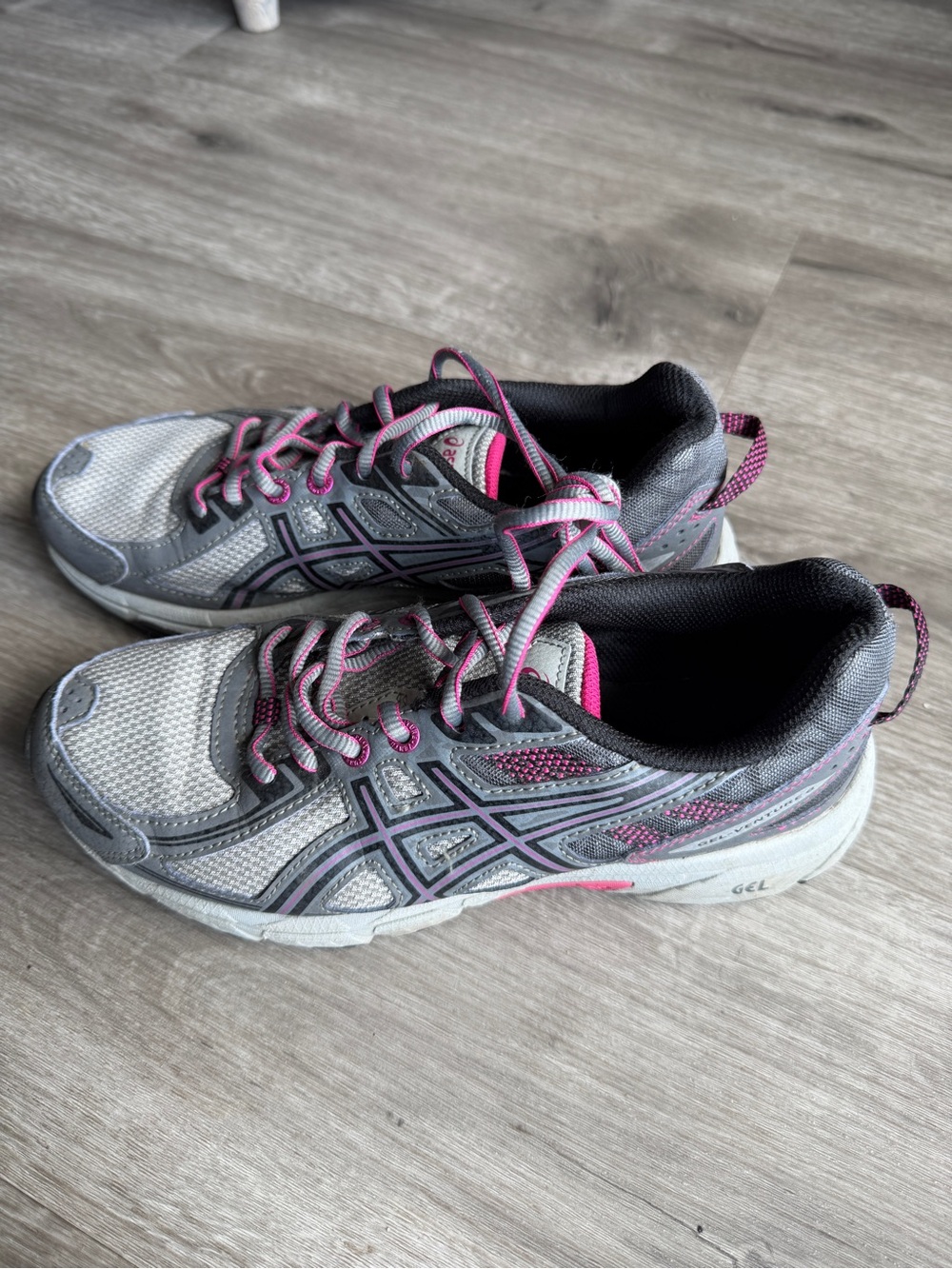 ASICS Gel Venture 6 Grey & Pink Women's Athletic Sneakers
